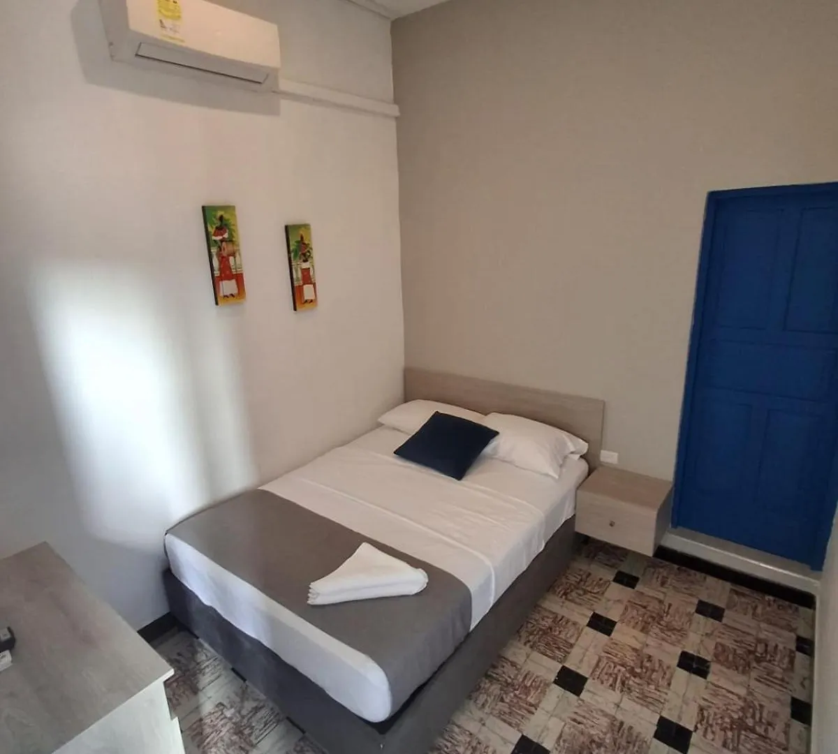 Hostal 1811 Cartagena  0*,