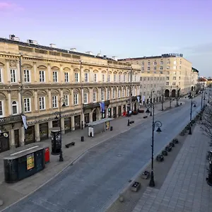 https://tiffi-old-town-hotel.warsawhotelspoland.com