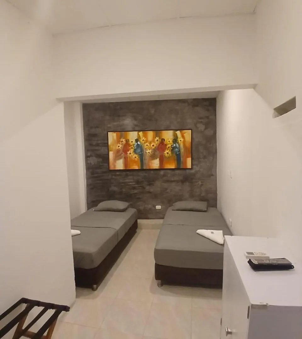 Hostal 1811 Cartagena بيت شباب