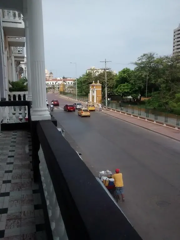 Hostal 1811 Cartagena بيت شباب